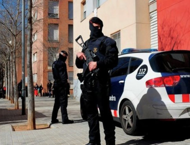 Βαρκελώνη: Ύποπτος ομολόγησε ότι οι τρομοκράτες ετοίμαζαν πολύ μεγαλύτερης κλίμακας χτύπημα με εκρηκτικά